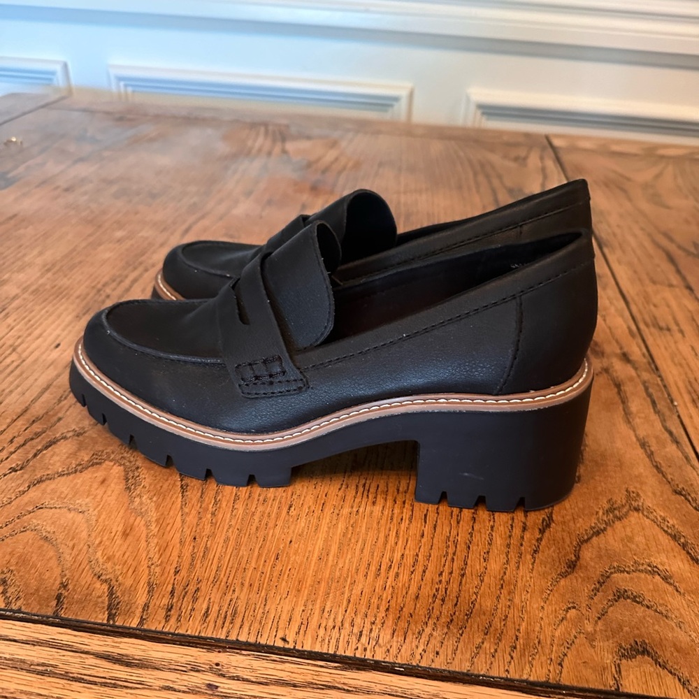 Dolce Vita lug sole loafer in black